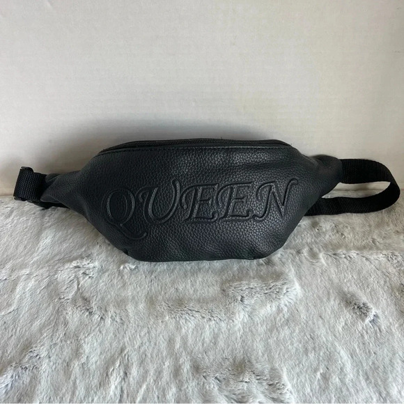 Queen Leather Fanny Pack - Picture 3 of 13